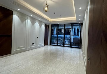 Room in 2.5 BHK Builder Floor at Sector 5 – for Rent