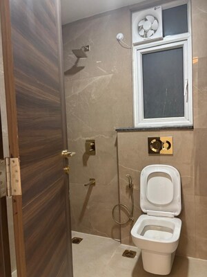 Bathroom in 3 BHK Apartment at Smart World Orchard, Sector 61 – for Rent