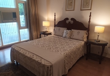 Master Bedroom in 3.5 BHK Builder Floor at Greater Kailash I – for Rent