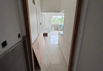 Room in 2 BHK Apartment at Nallurhalli – for Rent