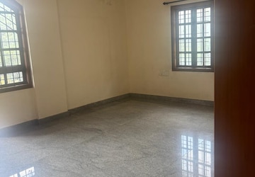 Room in 3 BHK Apartment at Brigade Palace, Palace Road – for Sale