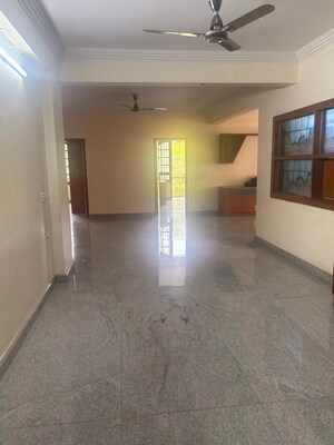Room in 3 BHK Apartment at Brigade Palace, Palace Road – for Sale