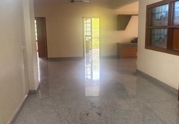 Room in 3 BHK Apartment at Brigade Palace, Palace Road – for Sale