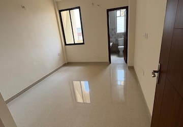 Room in 3 BHK Apartment at Shalimar Mannat, Faizabad Road – for Rent