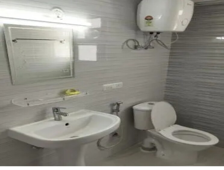 Bathroom, omaxe-residency-ii 3 Bedroom 1775 Sq.Ft. Apartment In Gomti Nagar Lucknow 9341624