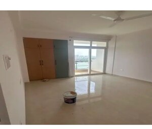 Room in 2 BHK Apartment at Chandra Panorama, Sushant Golf City – for Rent
