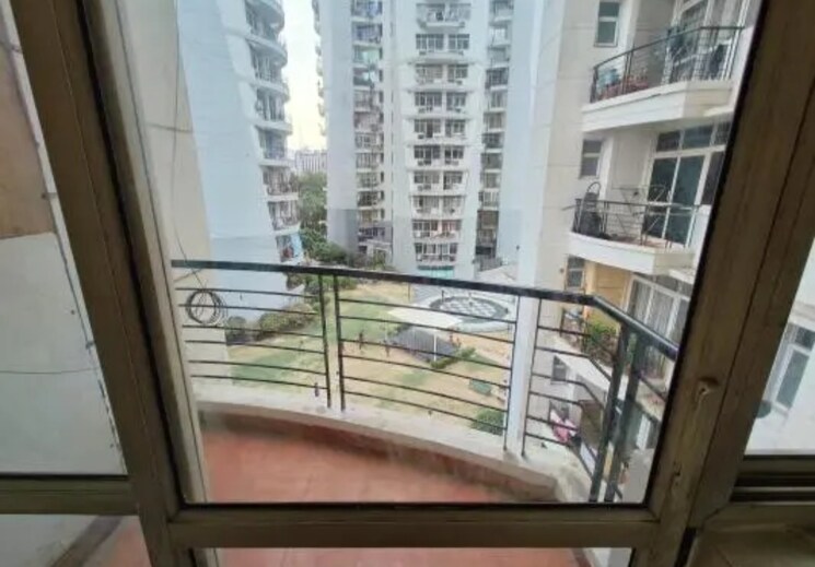 Balcony, omaxe-heights-ii 3 Bedroom 1500 Sq.Ft. Apartment In Gomti Nagar Lucknow 9341630