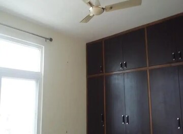 Furnished Amenities in 3 BHK Apartment at Rohtas Plumeria, Gomti Nagar – for Rent