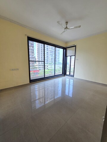 Master Bedroom in 3 BHK Apartment at Mahape – for Rent