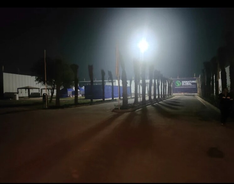 Gym, signature-global-de-luxe-dxp 3 Bedroom 2623 Sq.Ft. Apartment In Sector 37d Gurgaon 9341646