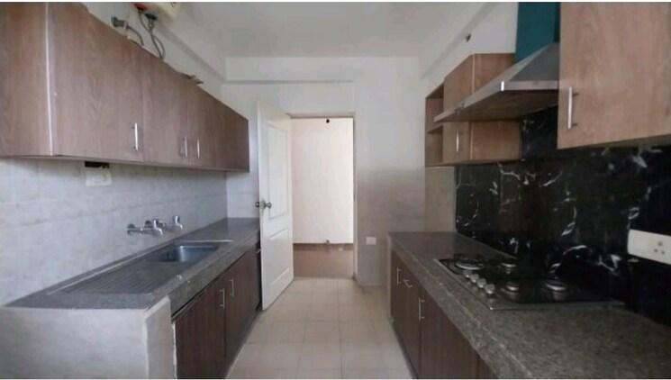 Kitchen, umang-monsoon-breeze-phase-i 3 Bedroom 1847 Sq.Ft. Apartment In Sector 78 Gurgaon 9341660