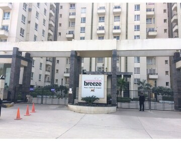 3 BHK Apartment For Sale in Umang Monsoon Breeze Phase I, Sector 78