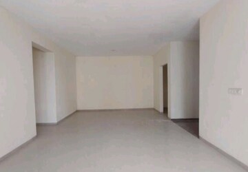 Room in 4 BHK Apartment at Umang Monsoon Breeze Phase I, Sector 78 – for Sale