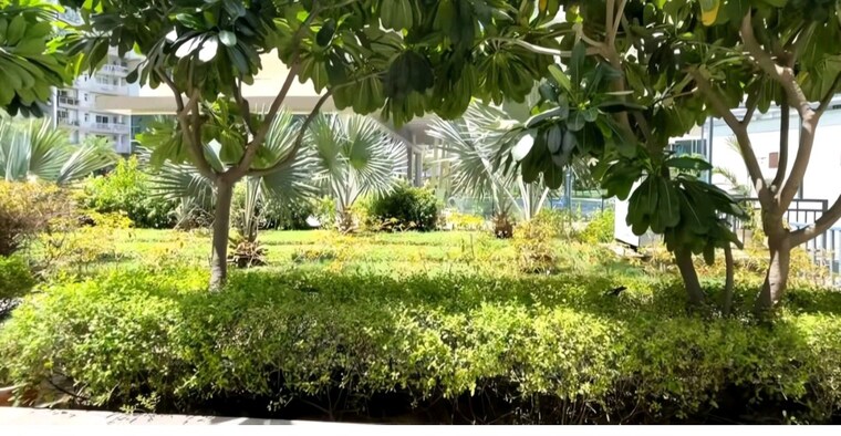 Garden, emaar-palm-terraces-select 5 Bedroom 3670 Sq.Ft. Apartment In Sector 66 Gurgaon 9341683