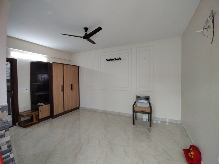 Room, divine-meadows 2.5 Bedroom 1436 Sq.Ft. Apartment In Sector 108 Noida 9341685