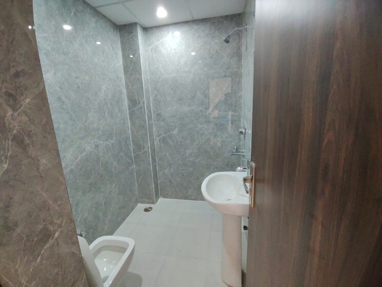 Bathroom, divine-meadows 2.5 Bedroom 1436 Sq.Ft. Apartment In Sector 108 Noida 9341685