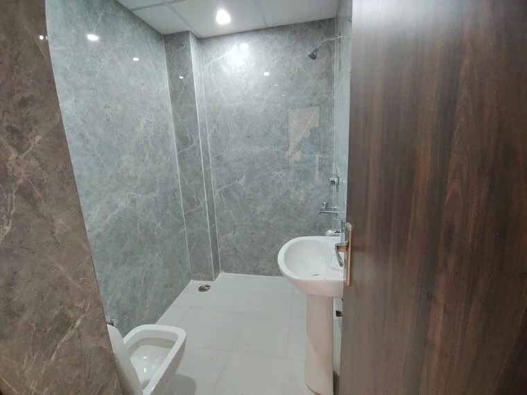 Bathroom, divine-meadows 2.5 Bedroom 1227 Sq.Ft. Apartment In Sector 108 Noida 9341689