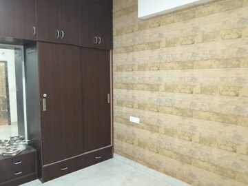 Furnished Amenities in 3 BHK Apartment at Pir Machalla – for Rent