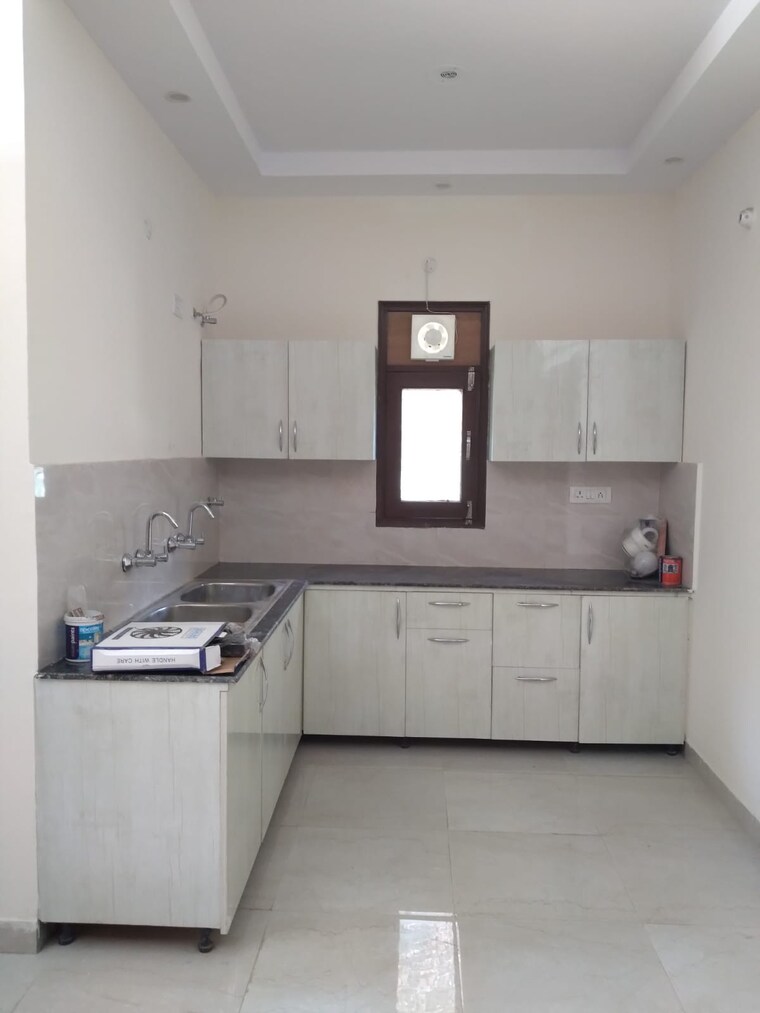 Kitchen, dhakoli 2 Bedroom 100 Sq.Yd. Apartment In Dhakoli Zirakpur 9341694