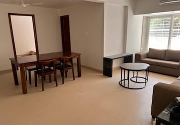 2 BHK Apartment For Rent in Queens View Walkeshwar, Walkeshwar