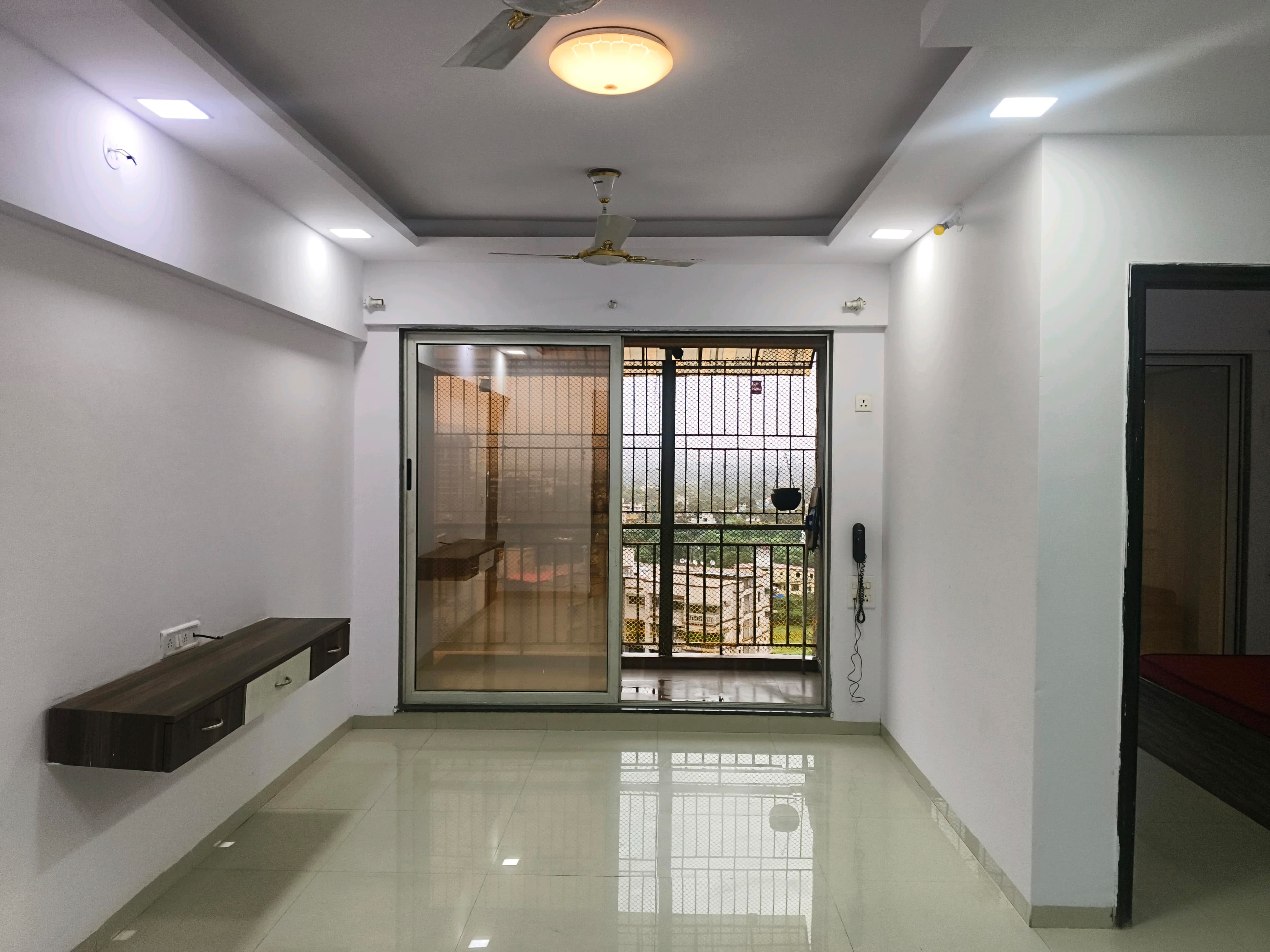 2 BHK Apartment For Sale in Kalyan West