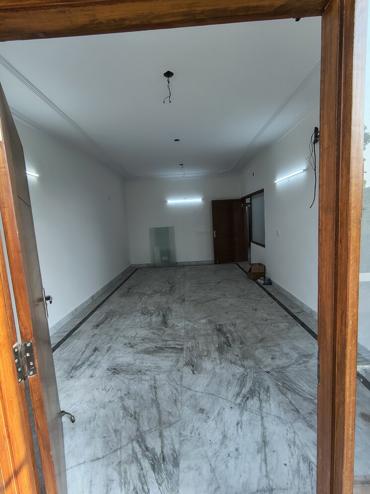 undefined, malviya nagar 3 Bedroom 1800 Sq.Ft. Builder Floor In Malviya Nagar Delhi 9341705