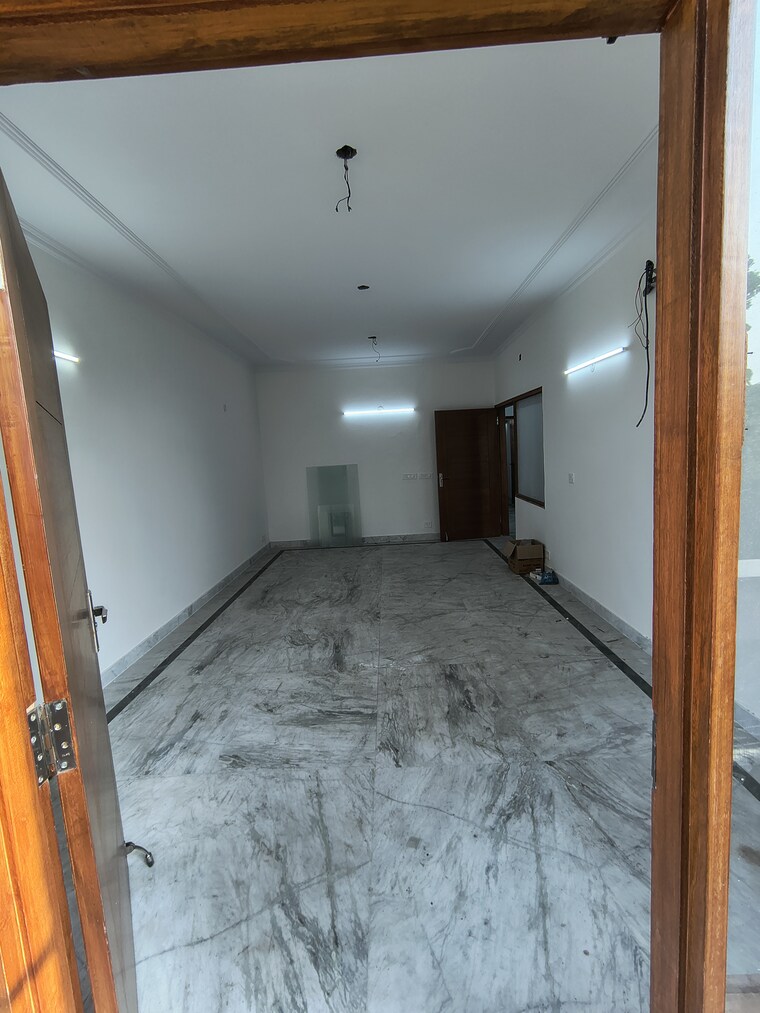 undefined, malviya nagar 3 Bedroom 1800 Sq.Ft. Builder Floor In Malviya Nagar Delhi 9341705