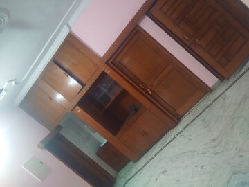 Furnished Amenities in 2.5 BHK Independent House at Gomti Nagar – for Rent
