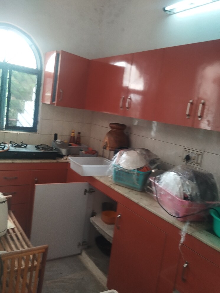 Kitchen, gomti nagar 3.5 Bedroom 3200 Sq.Ft. Independent House In Gomti Nagar Lucknow 9341720