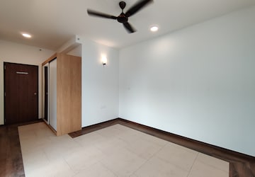 Room in 4 BHK Apartment at Sobha Windsor, Whitefield – for Rent