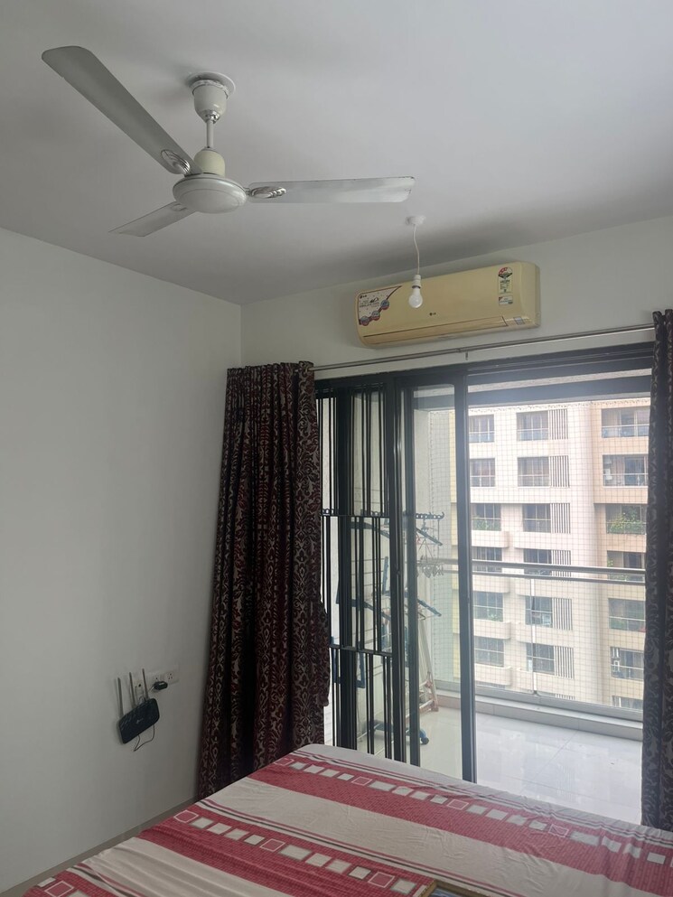 Room, rustomjee-oriana 3 Bedroom 1200 Sq.Ft. Apartment In Bandra East Mumbai 9341746