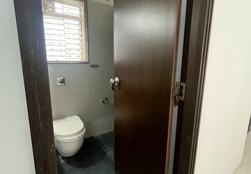 Bathroom in 3 BHK Apartment at Rustomjee Oriana, Bandra East – for Rent