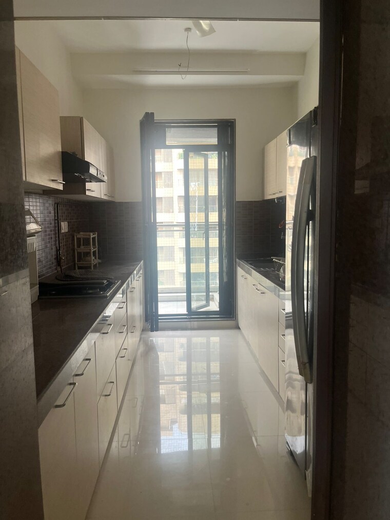 Kitchen, rustomjee-oriana 3 Bedroom 1200 Sq.Ft. Apartment In Bandra East Mumbai 9341746