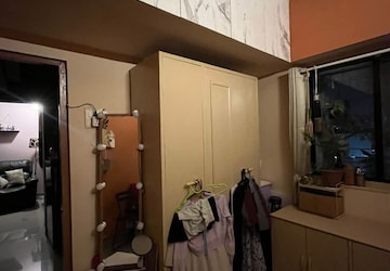 Parking in  Pg at Goregaon West – for Rent