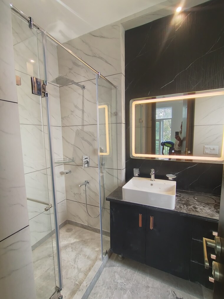 Kitchen, saket 3 Bedroom 1800 Sq.Ft. Builder Floor In Saket Delhi 9341830