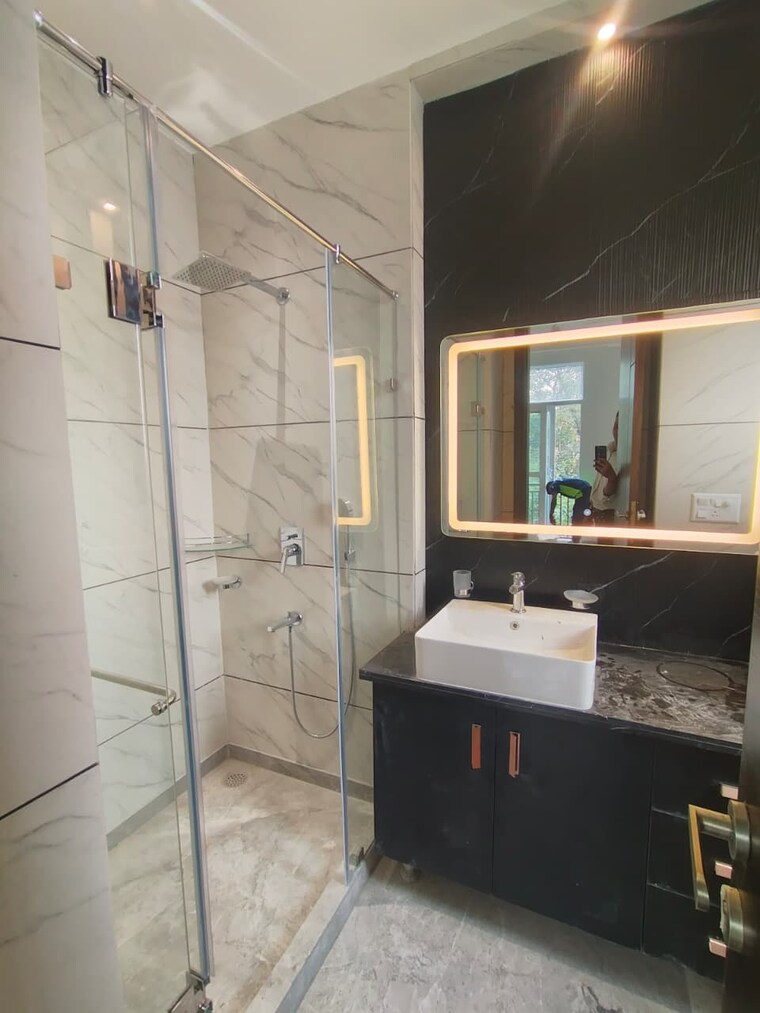 Kitchen, saket 3 Bedroom 1800 Sq.Ft. Builder Floor In Saket Delhi 9341830