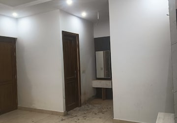 Room in 5 BHK Villa at Sahastradhara – for Sale