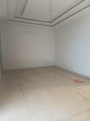 Room in 5 BHK Villa at Sahastradhara – for Sale