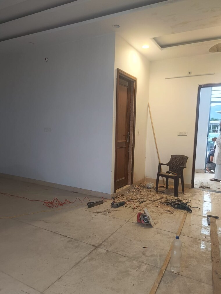 Room, sahastradhara 5 Bedroom 275 Sq.Yd. Villa In Sahastradhara Dehradun 9341848