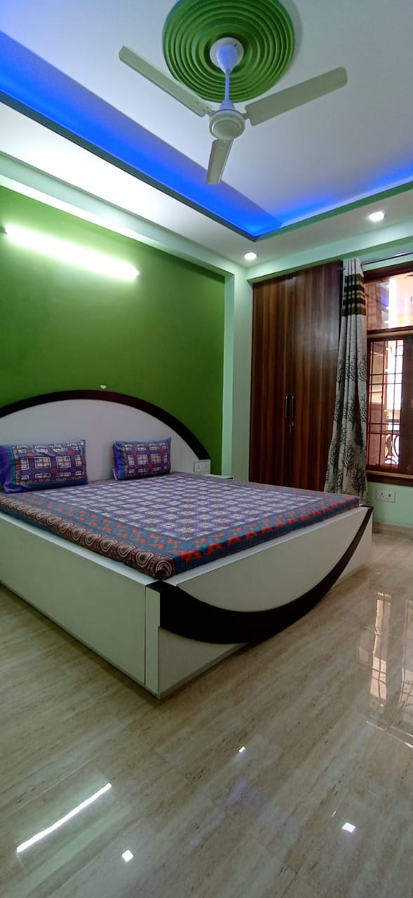 3 BHK Builder Floor For Rent in Chattarpur
