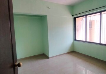 Room in 2 BHK Apartment at Shree Siddhivinayak, Owale – for Rent