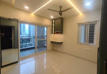 Room in 3 BHK Apartment at Rajapushpa Provincia, Narsingi – for Rent