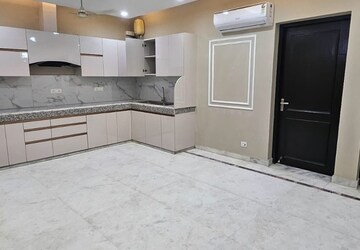 Kitchen in 3 BHK Builder Floor at Ansal Sushant Apartments, Sushant Lok I – for Rent