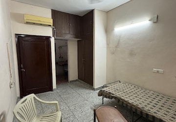 Bedroom in 1 RK Independent House at Sector 10 – for Rent