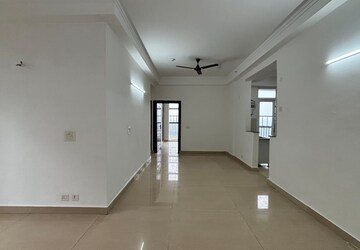 2 BHK Apartment For Sale in Amrapali Zodiac, Sector 120