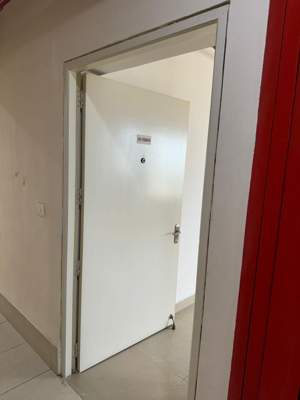 2 BHK Apartment For Sale in Unimark Lakewood Estate