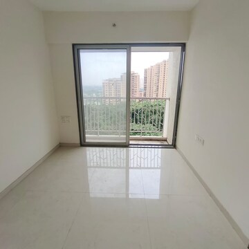 Room in 1 BHK Apartment at JVM Veda, Kasarvadavali – for Rent