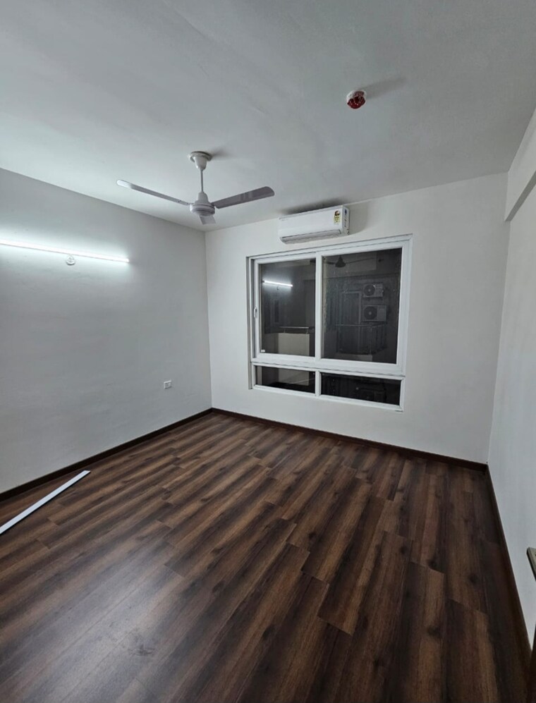 Room, hero-homes-gurgaon 3 Bedroom 1689 Sq.Ft. Apartment In Sector 104 Gurgaon 9342150