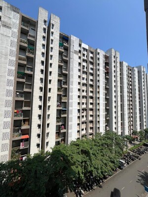 2 BHK Apartment For Rent in Lodha Palava City Lakeshore Greens, Dombivli East