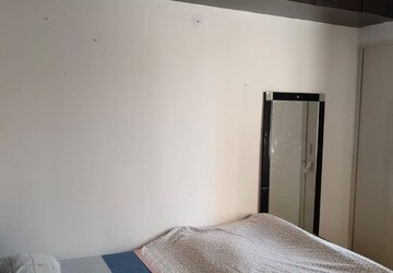 Bedroom in 3 BHK Apartment at BPTP Parkland Pride, Sector 77 – for Rent